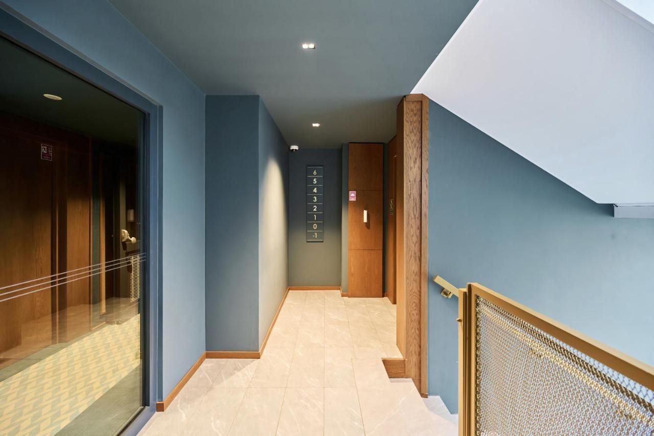 Gwarna Aparthotel City Center Wroclaw By Noclegi Renters Extérieur photo